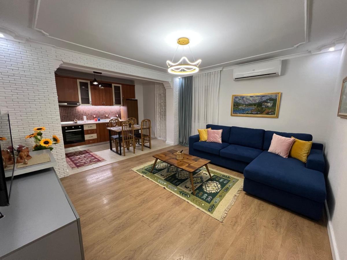 Chestnut Yard Villa Tiran Dış mekan fotoğraf