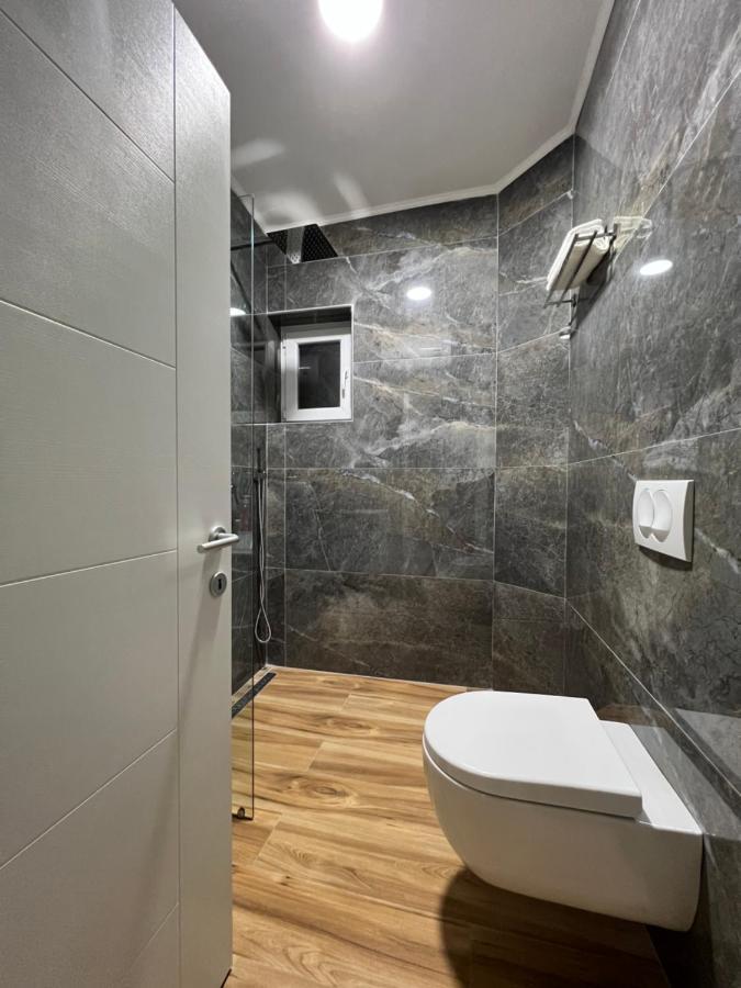 Chestnut Yard Villa Tiran Dış mekan fotoğraf