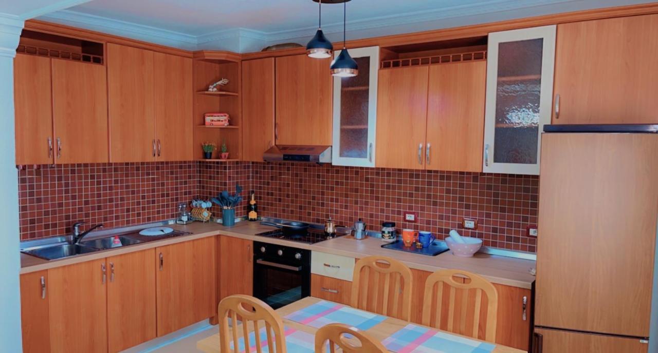 Chestnut Yard Villa Tiran Dış mekan fotoğraf