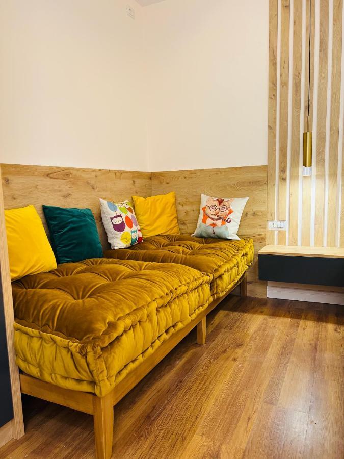 Chestnut Yard Villa Tiran Dış mekan fotoğraf